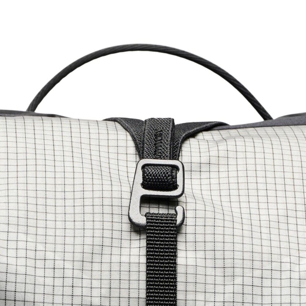 블랙다이아몬드,디스턴스 15