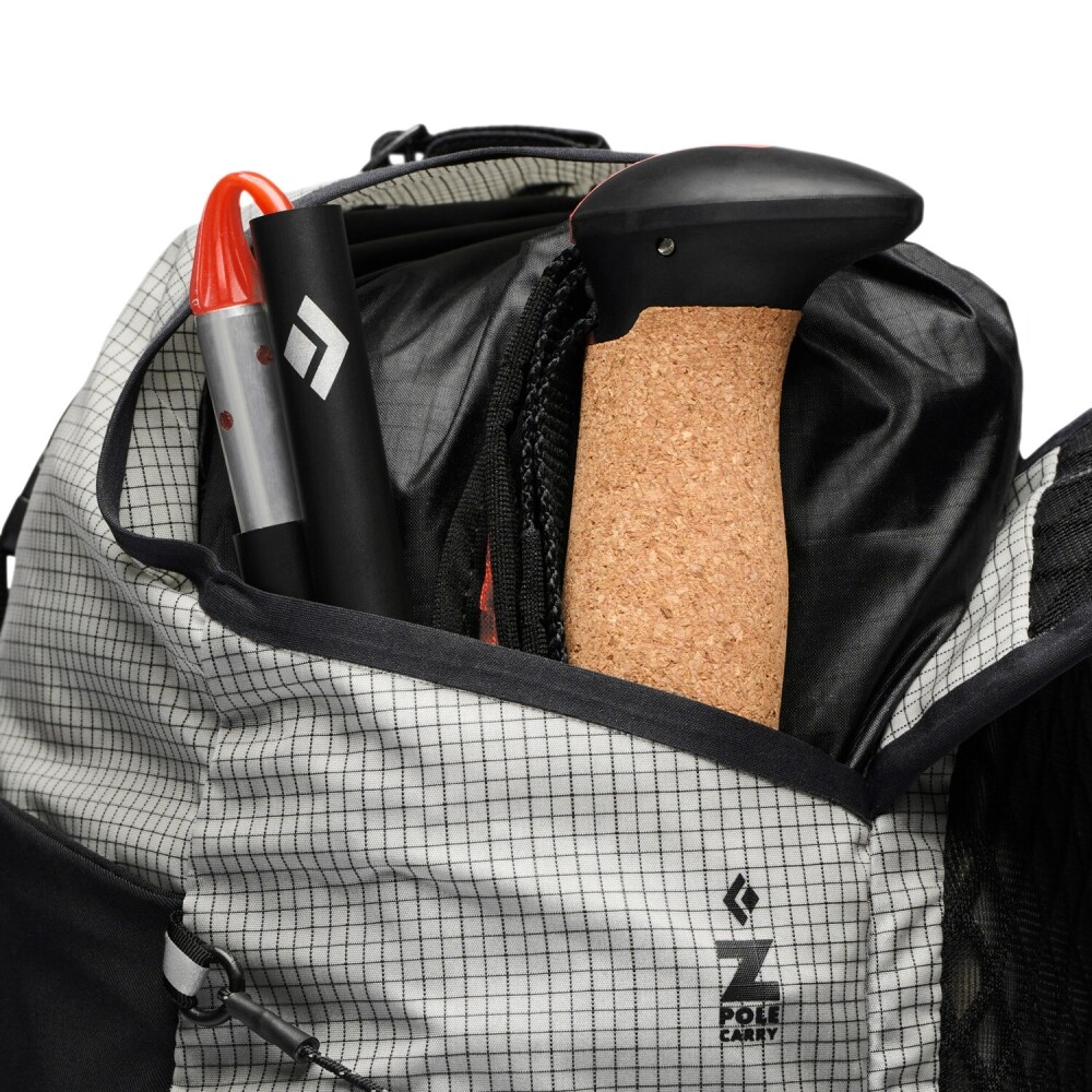 블랙다이아몬드,디스턴스 22